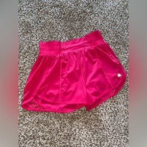 The Breeze Short - Hibiscus